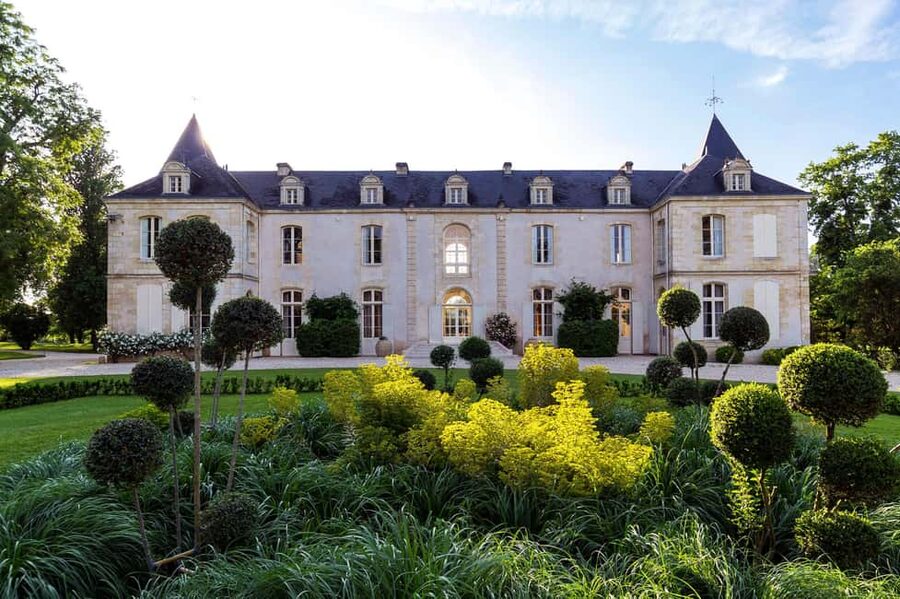 Bordeaux: Visit to Château de Reignac and prestige tasting - Walking through the grounds and past the Eiffel greenhouse