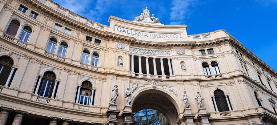 Bourbon Naples: Exclusive guide and Royal Palace pass - San Francesco da Paola and the return walk
