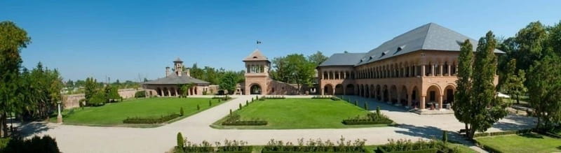 Bucharest: Mogosoaia Palace Official Entry Ticket - Why Mogoșoaia Palace makes a good Bucharest side trip