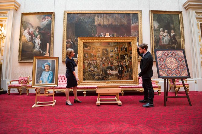 Buckingham Palace & Afternoon Tea Sightseeing Tour with PG Tips - Entering Buckingham Palace at 4:15 PM