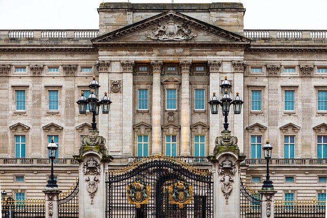 Buckingham Palace Entrance Ticket & British Royalty Guided Tour - Key points to know before booking