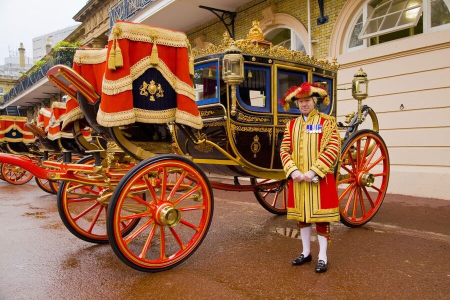 Buckingham Palace: The Royal Mews Entrance Ticket - The audio guide and optional human stories