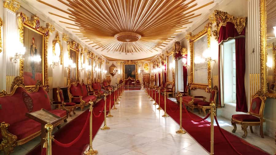 Cairo Heritage Tour: Golden Palace, Oldest Mosque with Lunch - The royal rooms of Mohamed Ali Palace