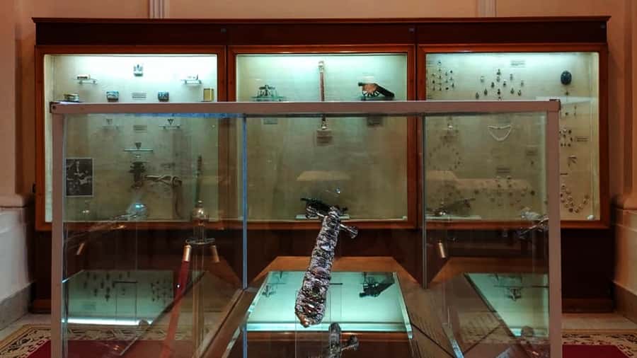 Cairo: Private Tour to Abdeen Palace with transfers. - Silverware and the Royal Family Museum