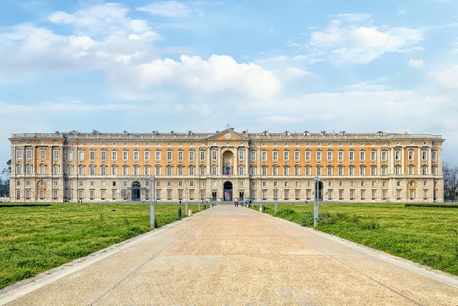 Caserta Royal Palace & Gardens Small Group Tour with Shuttle - What the guides add to the experience