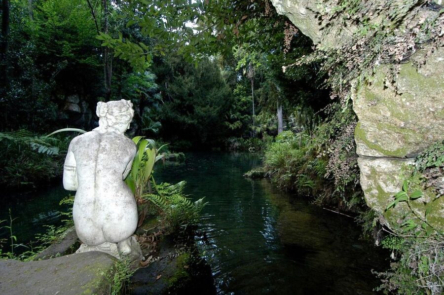 Caserta: Royal Palace of Caserta Ticket and Guided Tour - Giardini Reali: fountains, waterfalls, and old woods