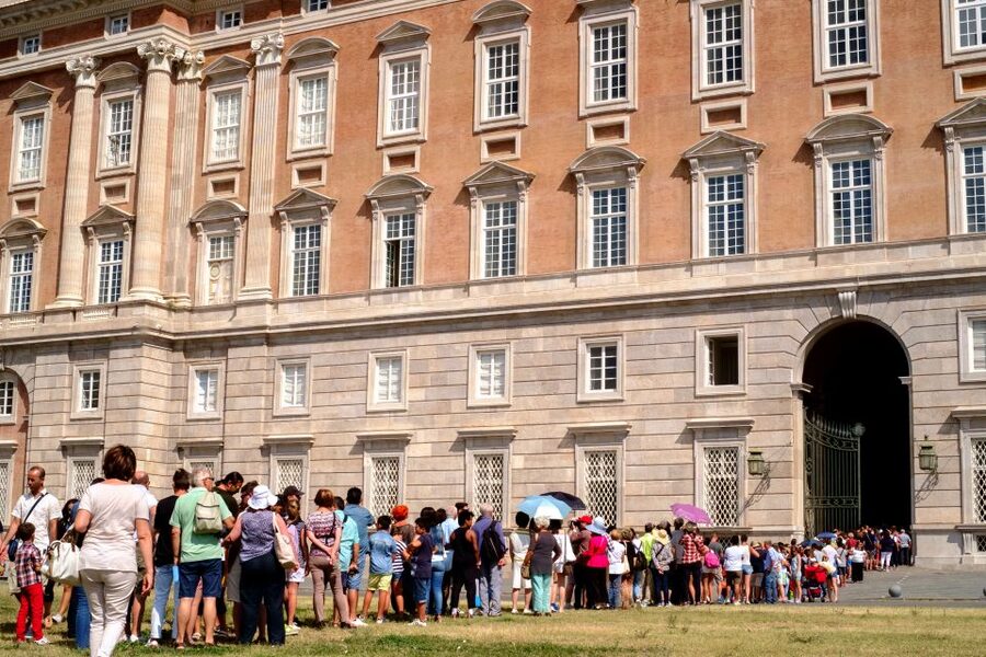 Caserta: Small-Group Royal Palace Tour - What the guides add to the experience