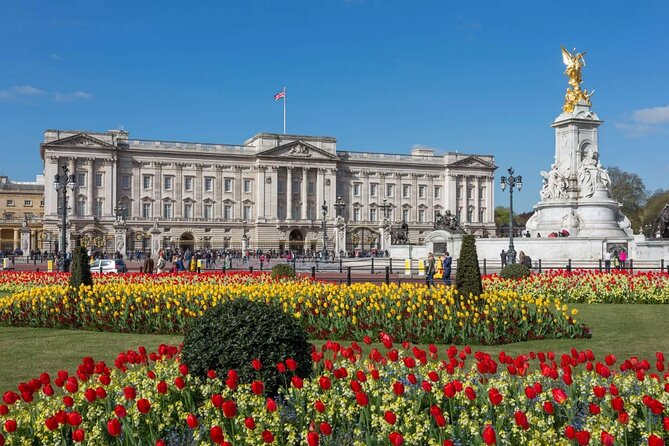 Changing of the Guard at Buckingham Palace Experience - Key points at a glance