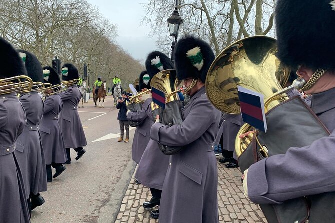 Changing of the Guard at Buckingham Palace Experience - Who should book this experience