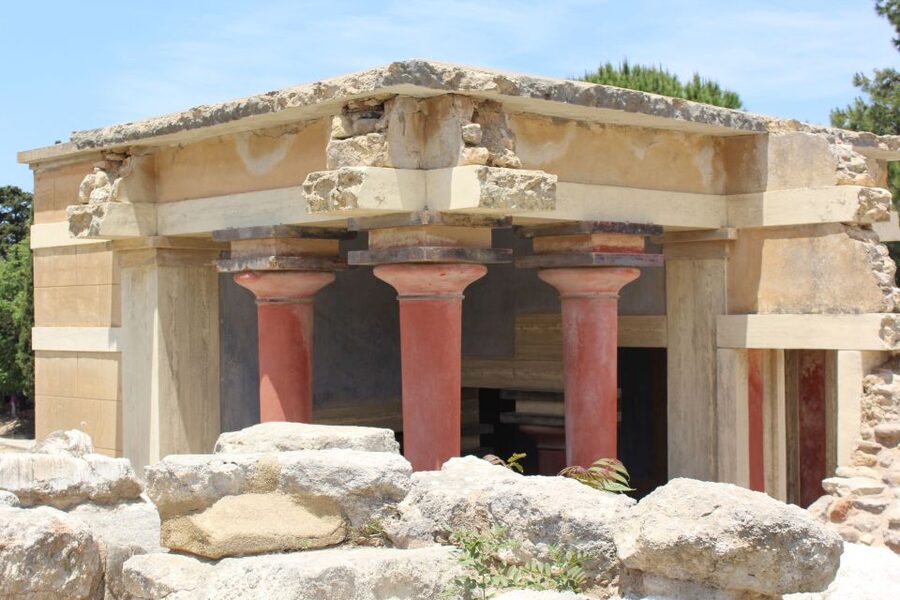 Chania to Knossos Palace- Heraklion City Private Guided Tour - What the $453 price really buys