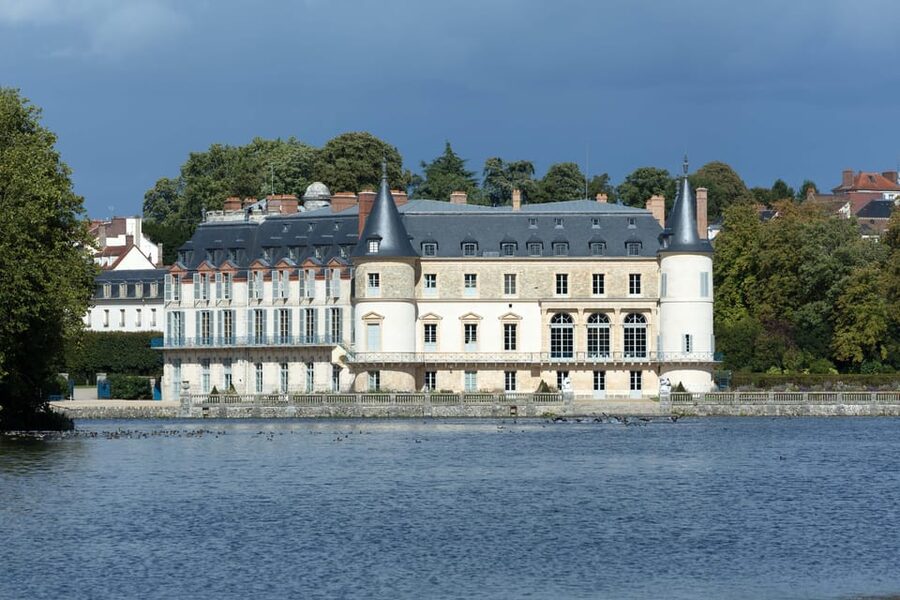 Chateau of Rambouillet Entrance Ticket - A visit shaped by diplomacy and private life