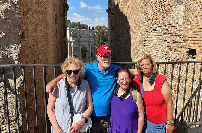 Colosseum, Roman Forum and Emperors' Palace Private Guided Tour - Reading the Roman Forum for the final hour