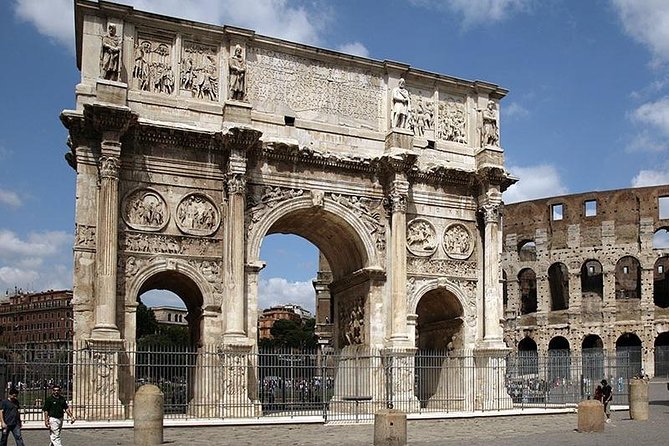 Colosseum Special Access on Arena Floor, Roman Forum and Palaces - Forty-five minutes in the Roman Forum