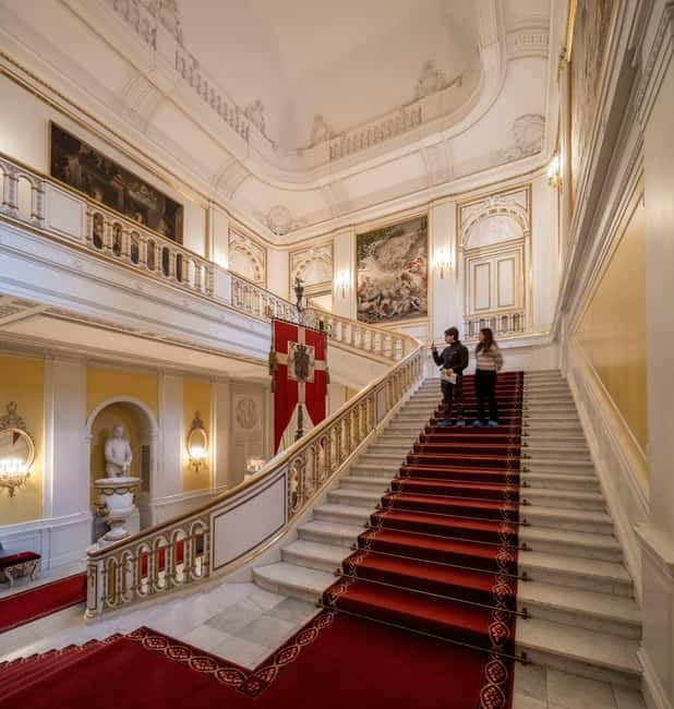 Copenhagen: Christiansborg Palace Entry Ticket - What the visit feels like without a guide
