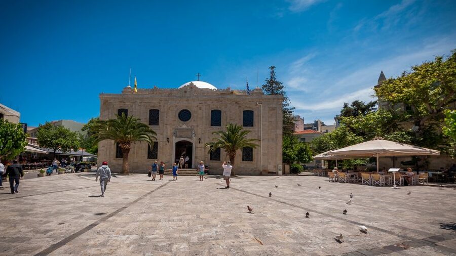 Crete: Knossos Palace, Heraklion City, Market Guided Tour - Who will get the most from this tour