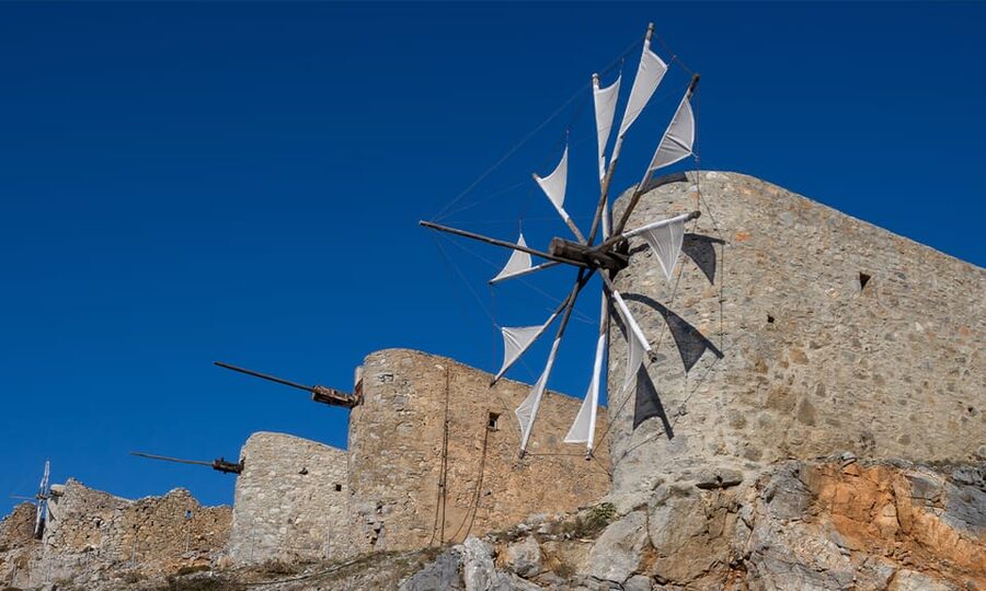 Crete: Lasithi Plateau & Knossos Palace Day Trip - A long day that connects village life and ancient Crete