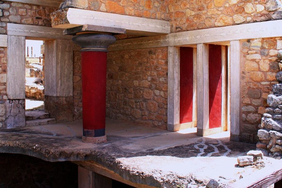 Crete: Palace of Knossos E-Ticket and Audio Guide - The Queen’s Megaron and the blue dolphins