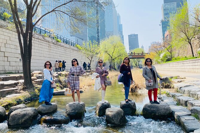 Customizable Seoul Private Tour Palaces Food and Markets - Jogyesa Temple in the Middle of the City