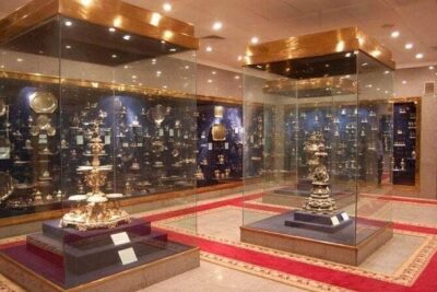 Discover The Palaces of Cairo