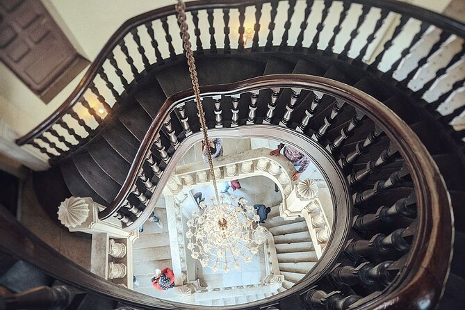 Discover The Palaces of Cairo - Lunch is optional, but it can round out the day