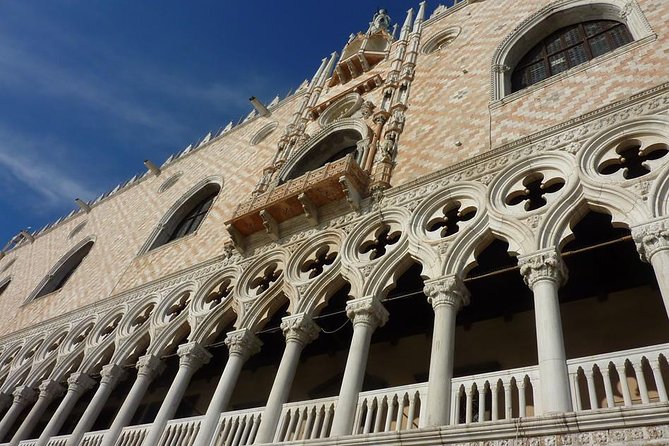 Doge's Palace Guided Tour - Guide quality and audio equipment