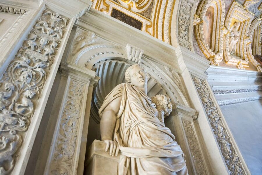 Doge's Palace Skip-the-Line Guided Tour - Entering the palace without the regular ticket line