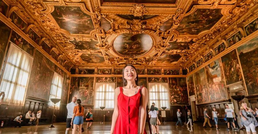 Doge's Palace & St. Mark's Basilica with Terrace Access Tour - Guide quality and the human side of the tour