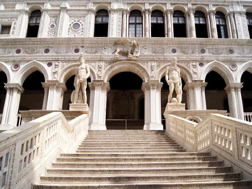 Doge's Palace, St. Mark's & Gondola Ride with Options - Murano, glassmaking, and Burano’s lace