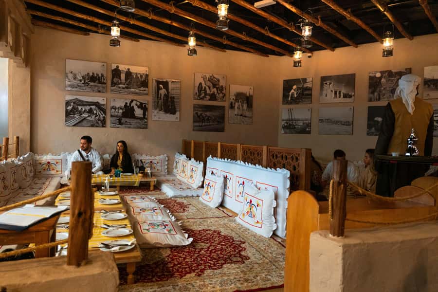 Dubai: Abu Dhabi Day-Trip Grand Mosque, Royal Palace & Lunch - Lunch at Al Khayma Heritage Restaurant