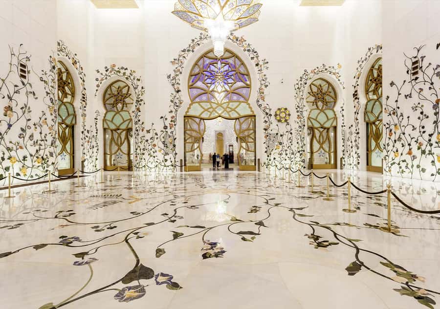 Dubai: Abu Dhabi Grand Mosque, Palace, and Heritage Village - Timing, heat, and practical limits