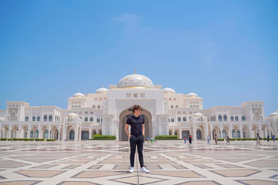 Dubai: Abu Dhabi Grand Mosque, Palace, and Heritage Village - Heritage Village gives you a short look at older Abu Dhabi