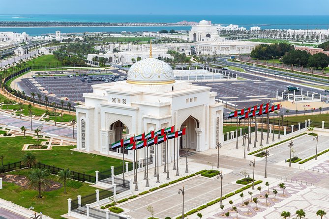 Dubai to Abu Dhabi Day Trip: Grand Mosque, Palace & Etihad Towers - What the $110 price really covers