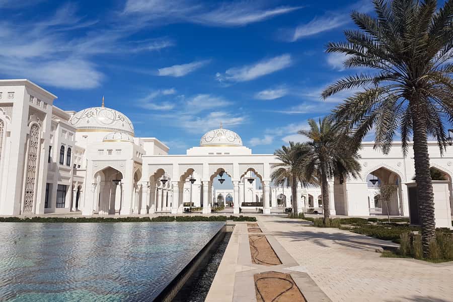 Dubai to Abu Dhabi Private Tour: Grand Mosque & Royal Palace - The short Louvre Abu Dhabi photo stop