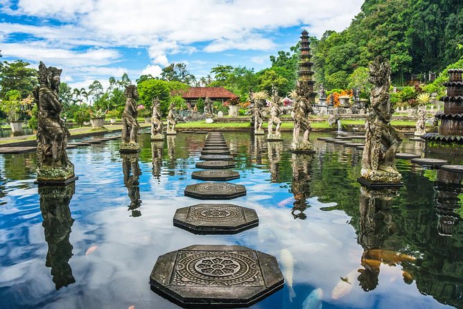 East Bali Tour: Gate of Heaven, Water Palace, Sleeping Gajah - The dam and waterfall view on the return route