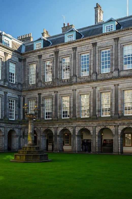 Edinburgh: Harry Potter Tour & Palace of Holyrood Entry - The Elephant Café and Rowling’s early writing years