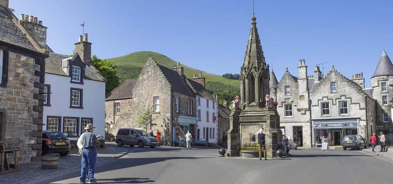 Edinburgh: St. Andrews and Falkland Palace Day Tour - Cathedral ruins, castle prisons, and university history