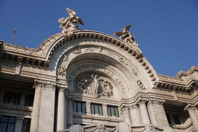 EXCLUSIVE TOUR to Palacio de Bellas Artes - small groups - Why Palacio de Bellas Artes deserves a guided visit