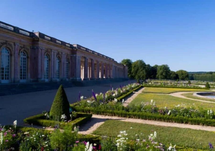 Excursion from Paris to Versailles Palace by Tootbus - Four Hours Inside the Palace and Estate