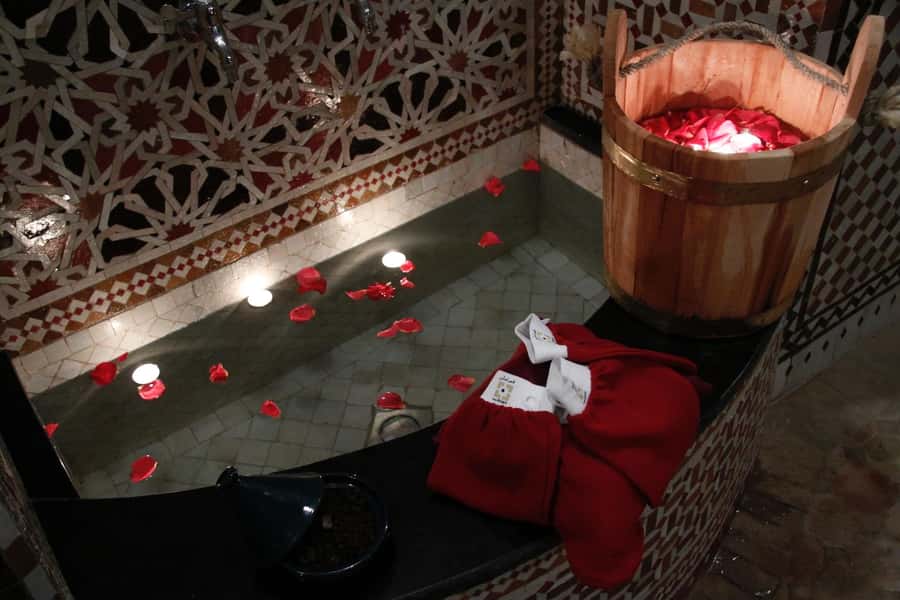 Fes: Traditional Hammam Massage in a Luxury Palace - Practical advice before you book