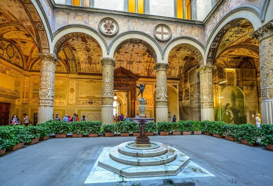 Florence: Palazzo Vecchio Guided Tour - Entering the Salone dei Cinquecento