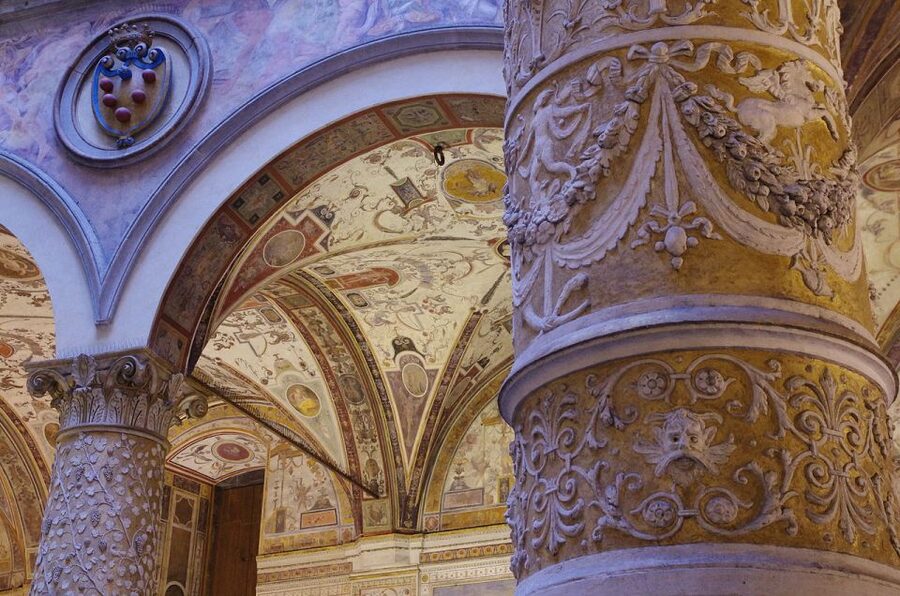 Florence: Palazzo Vecchio Museum - The Medici apartments and the politics of display