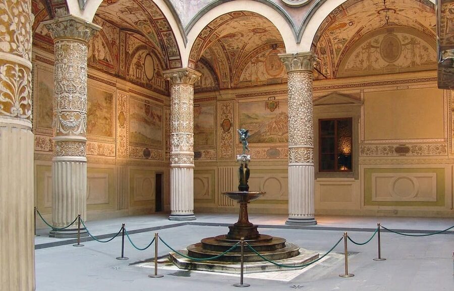 Florence:Palazzo Vecchio Skip-the-line Ticket & Audio Guide - Why Palazzo Vecchio matters in Florence