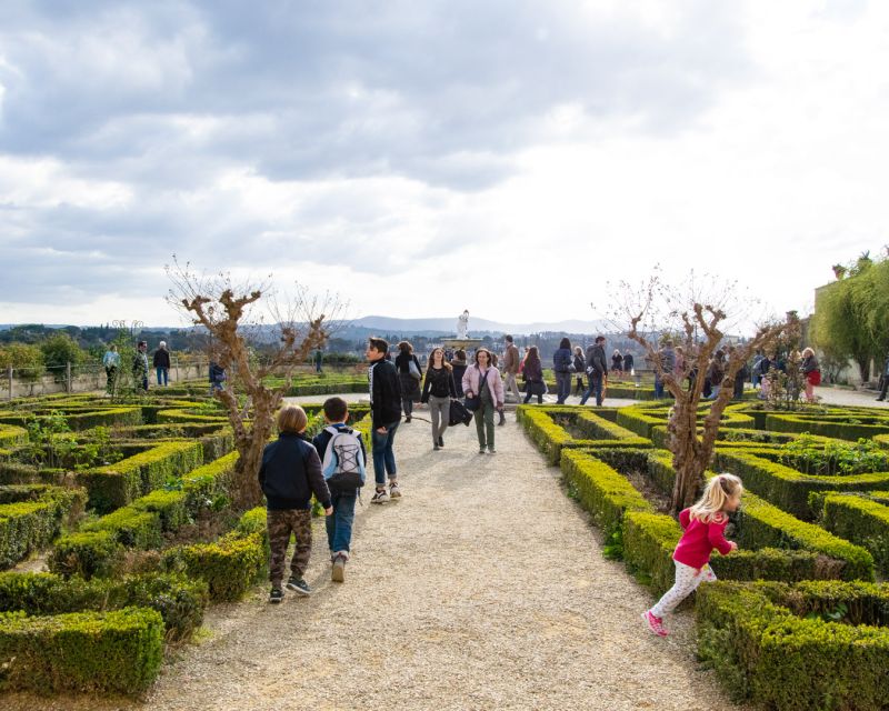 Florence: Pitti Palace and Boboli Gardens Walking Tour - What the guides add to the experience