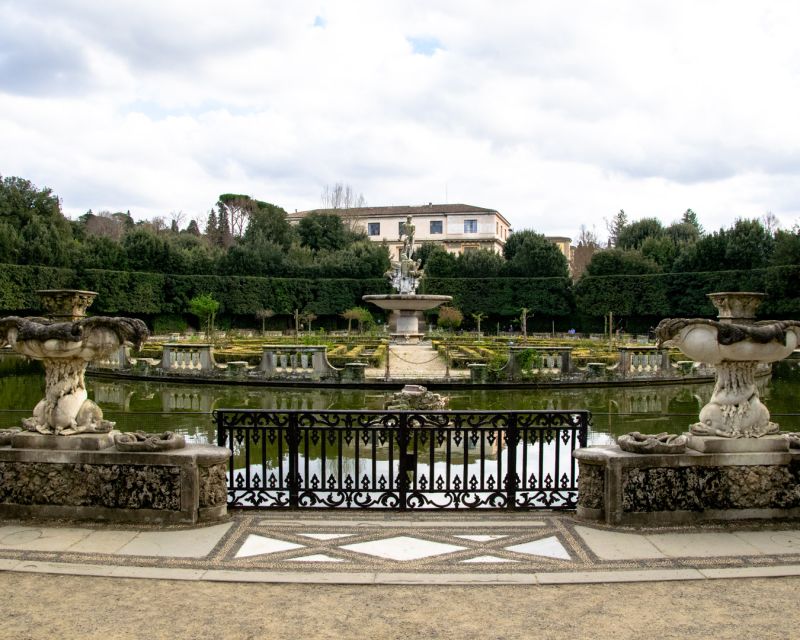 Florence: Pitti Palace and Boboli Gardens Walking Tour - Practical details that affect your day