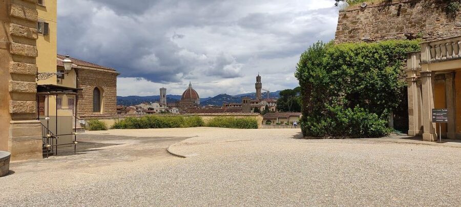 Florence: Pitti Palace Small Group Tour - Key points at a glance