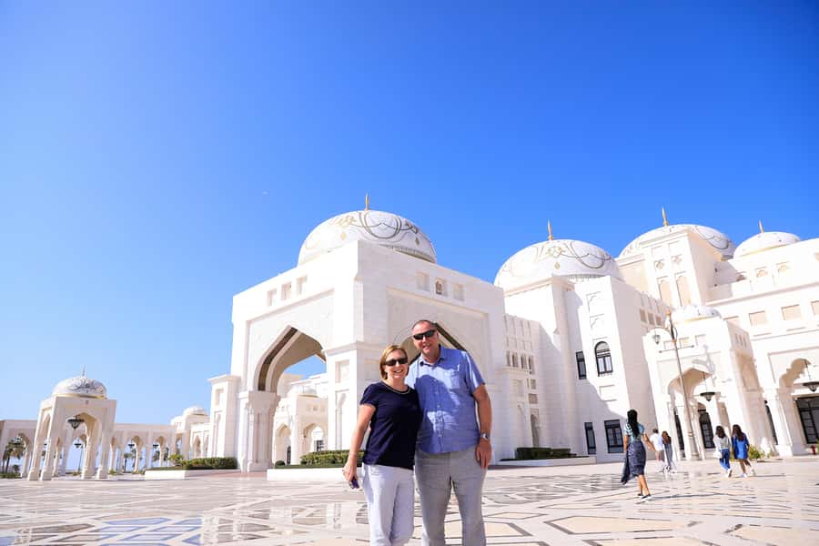 From Abu Dhabi: Grand Mosque, Royal Palace, and Etihad Tower - The Corniche and Louvre Abu Dhabi photo stop