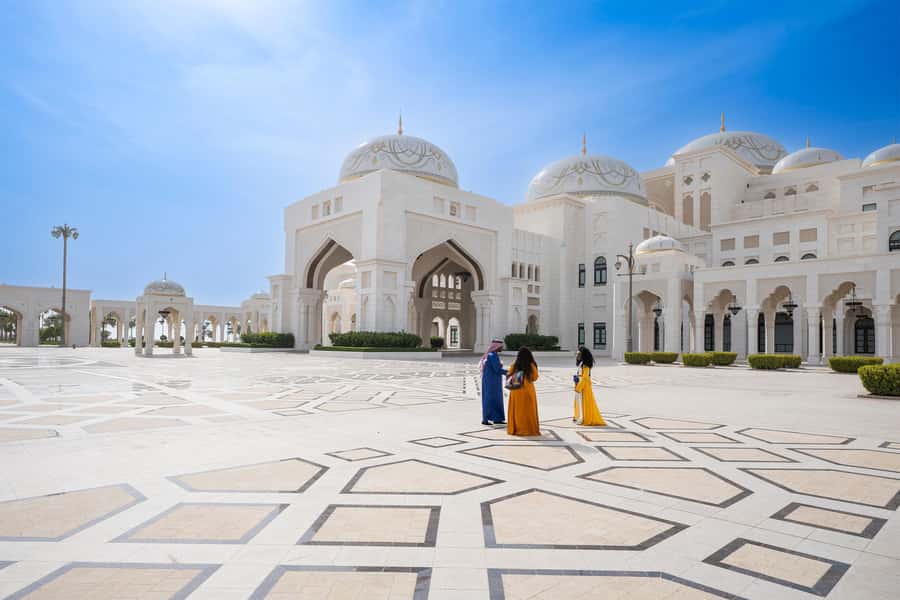 From Abu Dhabi: Grand Mosque, Royal Palace& Heritage Village - Pickup and the road through Abu Dhabi