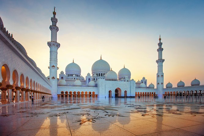 From Abu Dhabi: Sheikh Zayed Mosque, Royal Palace & Etihad Tower - Starting with Sheikh Zayed Grand Mosque