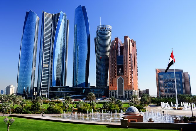 From Abu Dhabi: Sheikh Zayed Mosque, Royal Palace & Etihad Tower - Pickup, vehicle comfort and timing