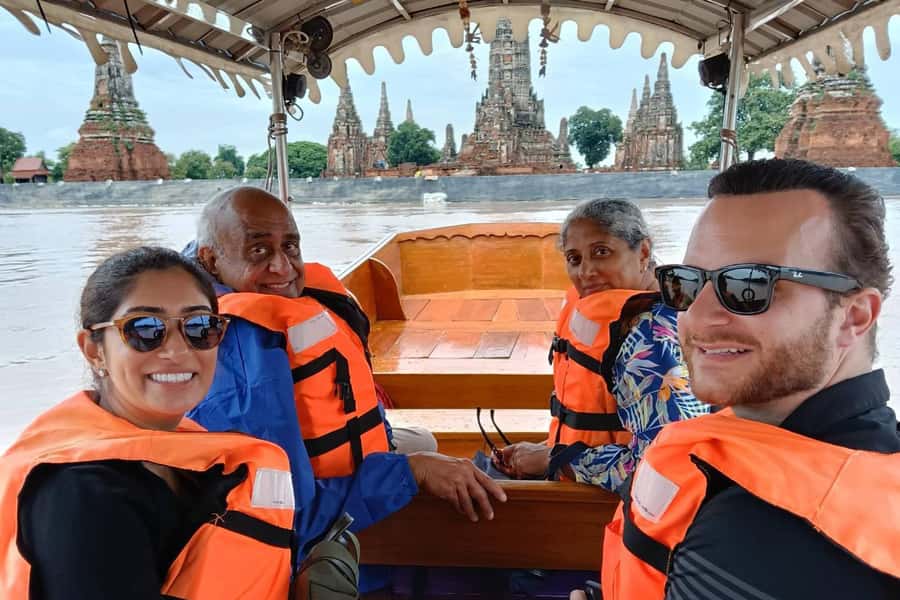From Bangkok: Bang Pa-In Palace & Ayutthaya Private Trip - Ayutthaya from the water